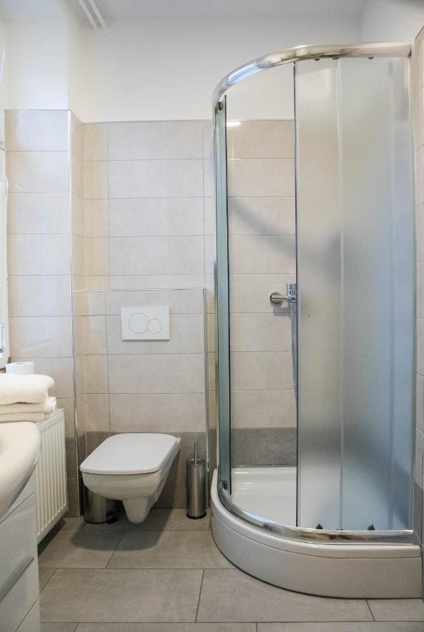 Jantar Apartmaji ノヴォ メスト エクステリア 写真